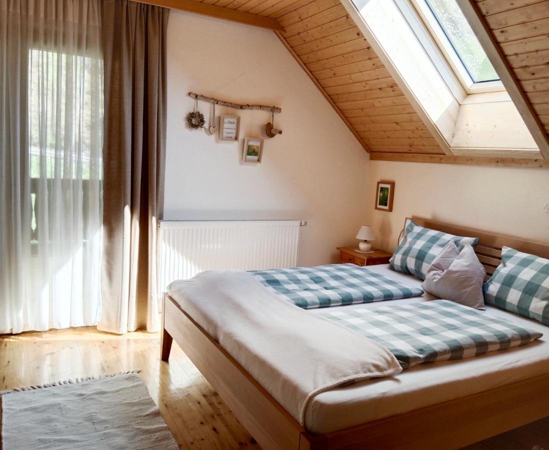 Bergbauernhof Stauder - Hirschbergalpakas Villa Lendorf Ruang foto